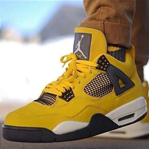 bumble bee shoes jordans.